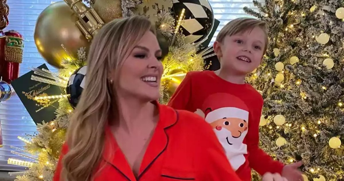 Marjorie de Sousa estrena proyecto navideño con su hijo Matías Marjorie de Sousa estrena proyecto navideño con su hijo Matías