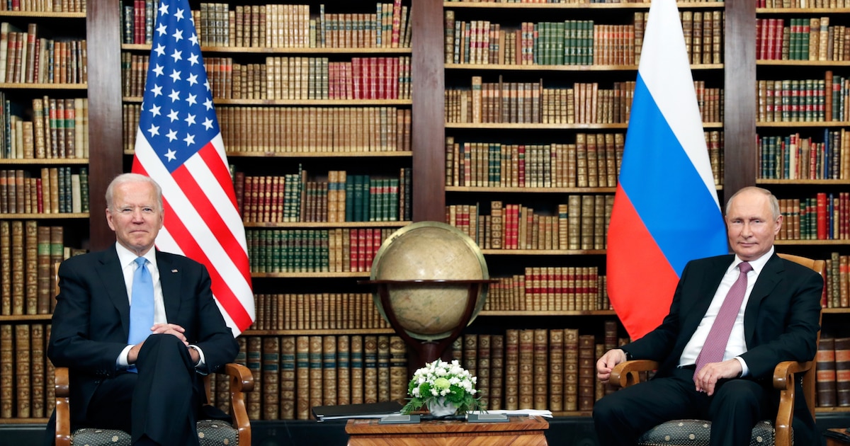 Joe Biden sugirió que Vladimir Putin es responsable de la caída del avión que se estrelló en Kazajistán: “Aparentemente lo hizo” Joe Biden sugirió que Vladimir Putin es responsable de la caída del avión que se estrelló en Kazajistán: “Aparentemente lo hizo”