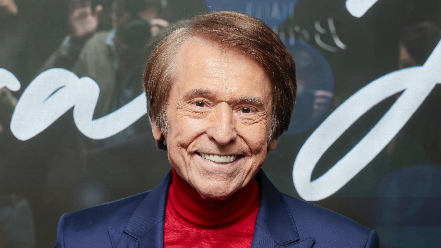 La mujer de Raphael anuncia que el cantante ya tiene fecha de alta hospitalaria