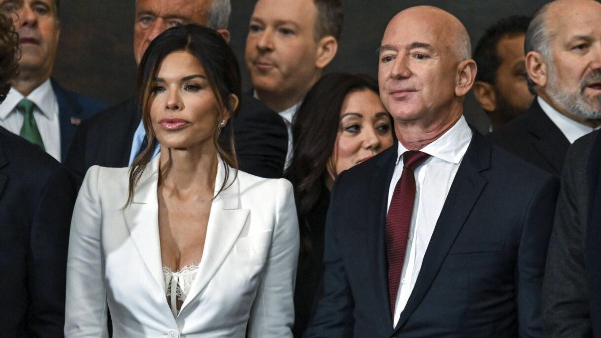 Lauren Sanchez y su ‘look’ inapropiado en la investidura de Trump Lauren Sanchez y su ‘look’ inapropiado en la investidura de Trump