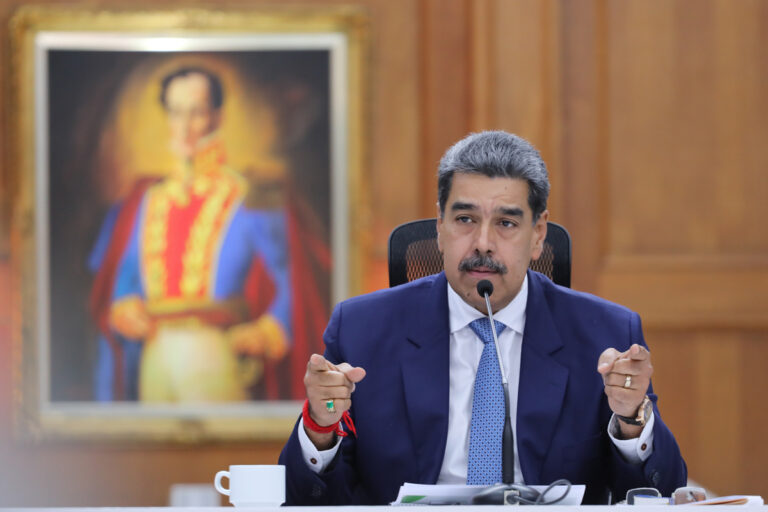 Maduro anuncia la creación del Ministerio de Comercio Exterior