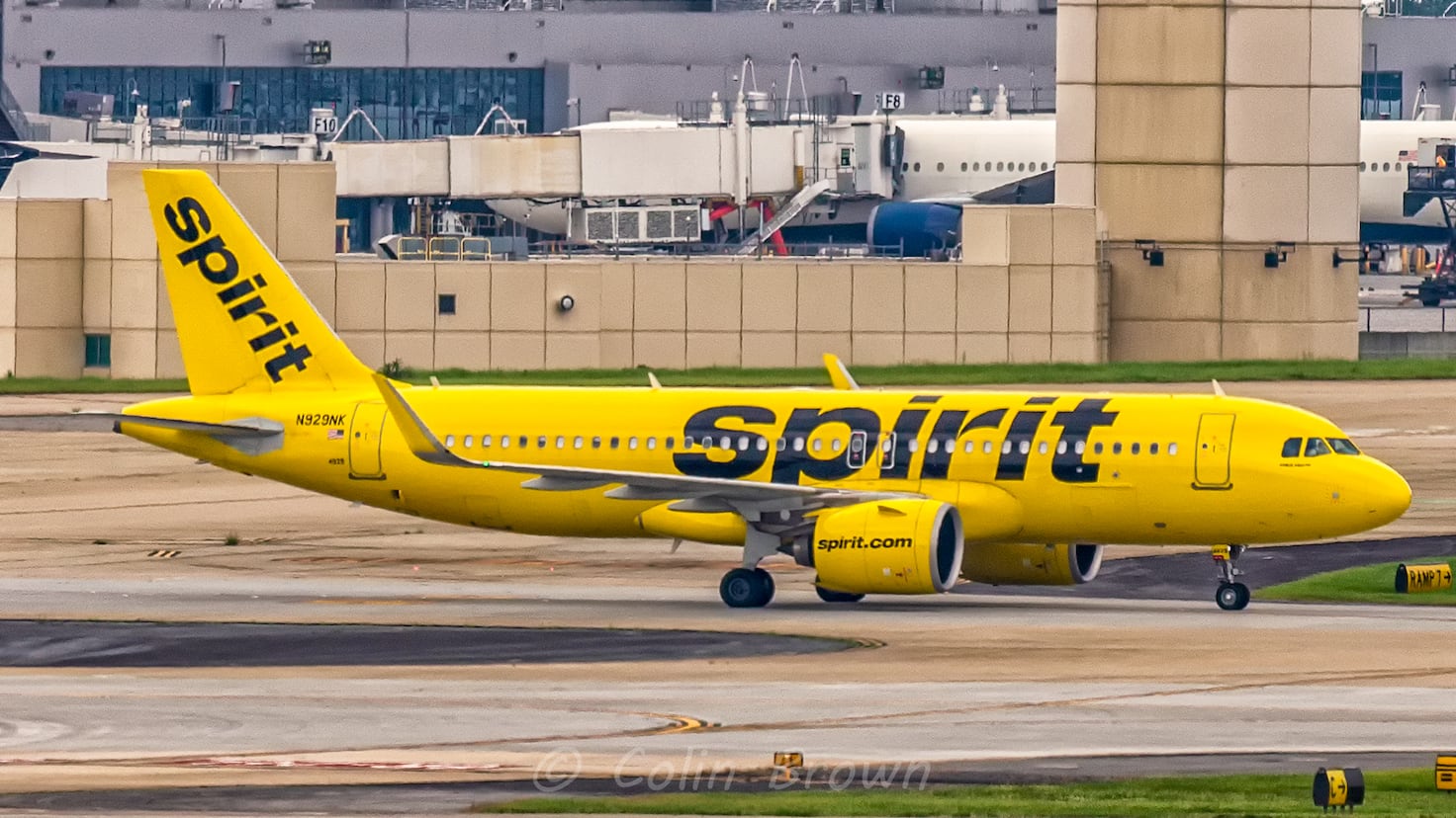 La popular aerolínea low-cost que ha puesto código de vestimenta en sus vuelos: la ropa que tendrás que llevar y los tatuajes que no puedes tener