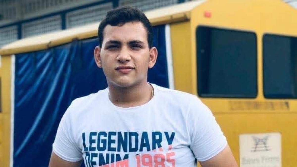 Confirman muerte de Santiago Lora, el hijo de la familia asesinada en Aguachica Confirman muerte de Santiago Lora, el hijo de la familia asesinada en Aguachica