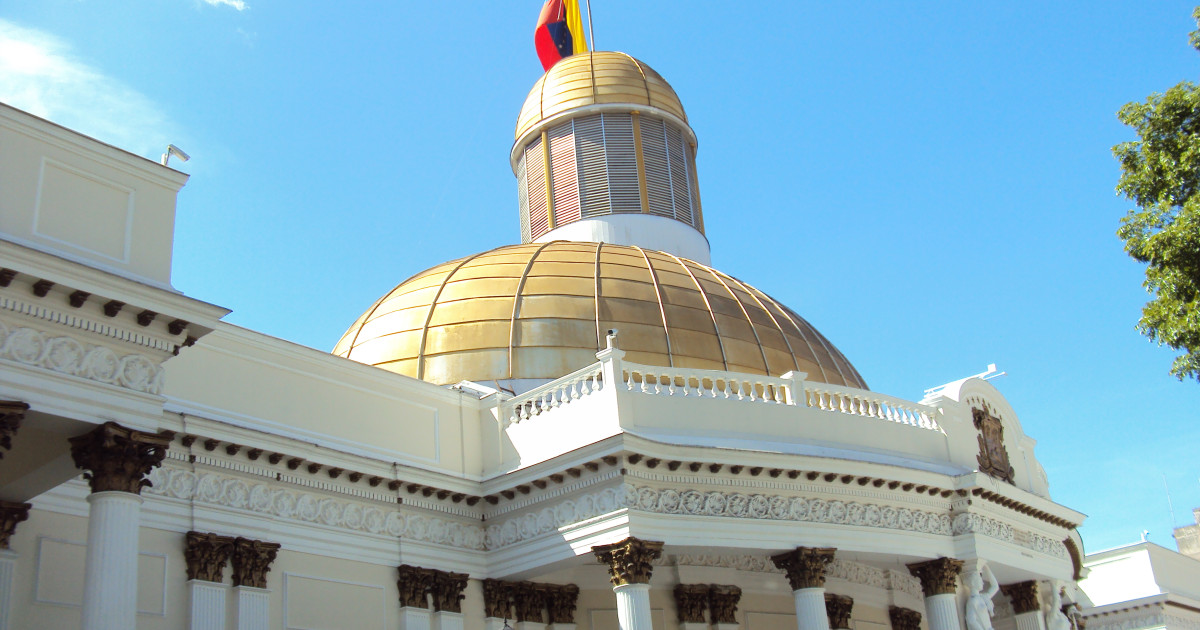 La Asamblea Nacional de Venezuela elige una nueva directiva a cinco días de investir un nuevo presidente La Asamblea Nacional de Venezuela elige una nueva directiva a cinco días de investir un nuevo presidente