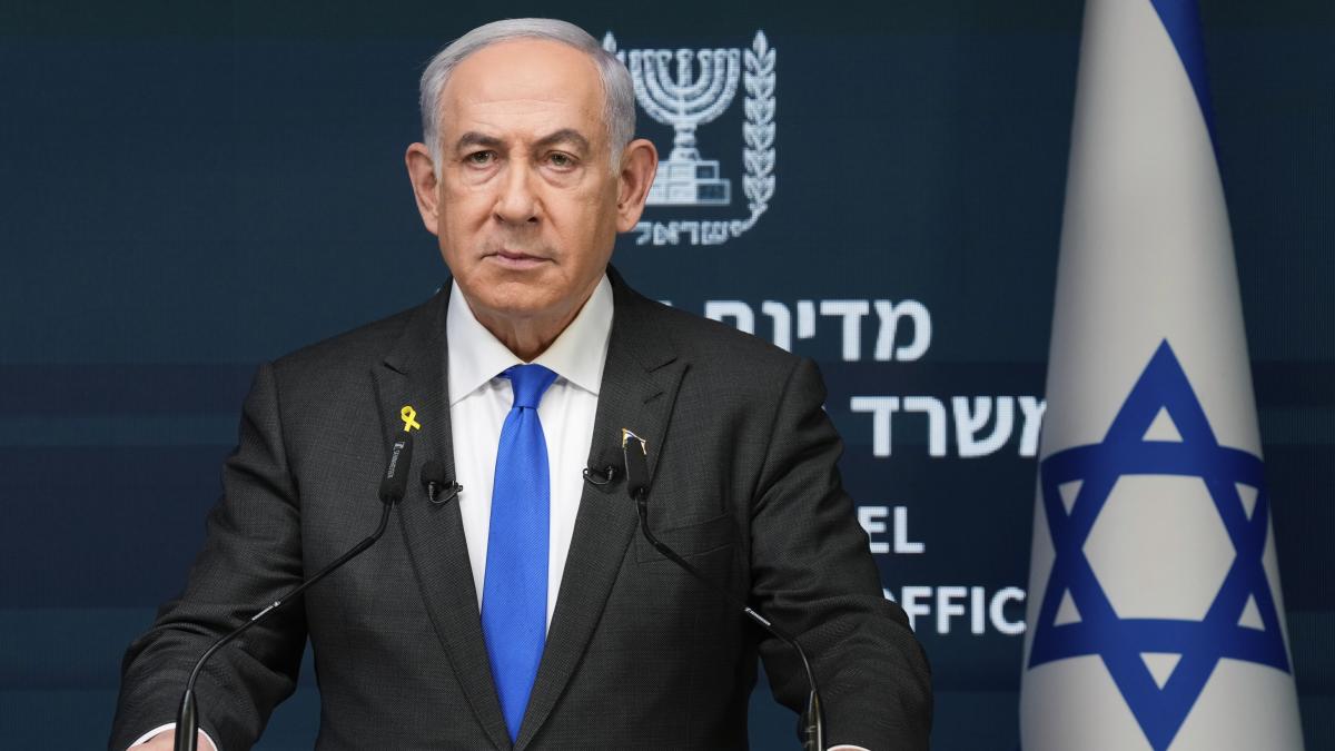 Israel suspende la votación sobre el alto el fuego tras acusar a Hamas de modificar el acuerdo Israel suspende la votación sobre el alto el fuego tras acusar a Hamas de modificar el acuerdo
