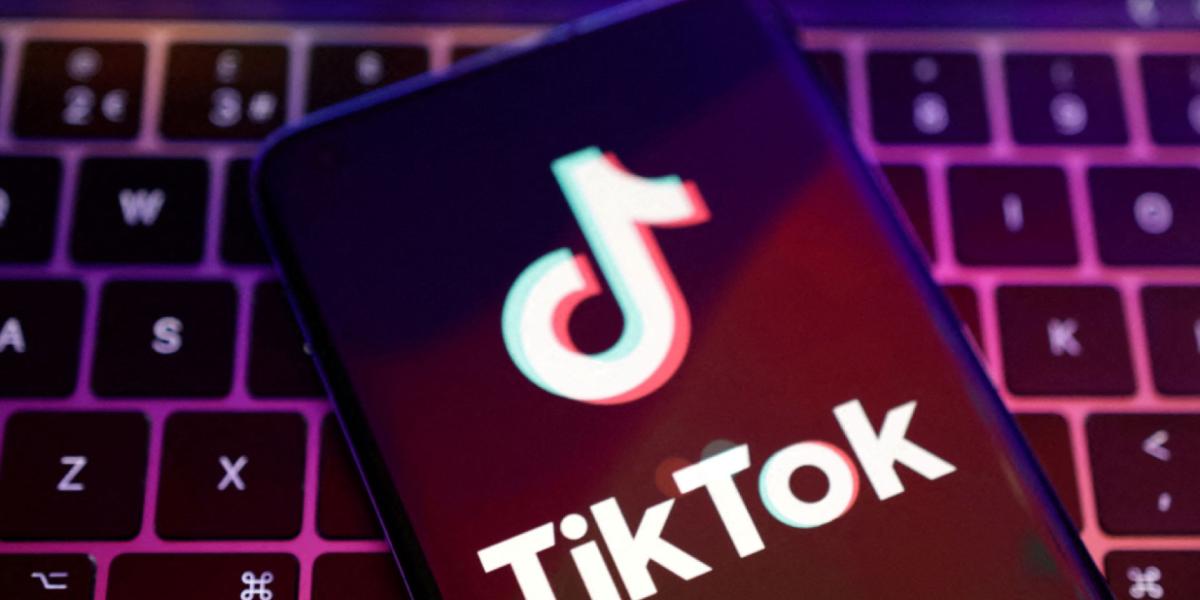 Trump dice que podría dar a TikTok una prórroga de 90 días el lunes Trump dice que podría dar a TikTok una prórroga de 90 días el lunes