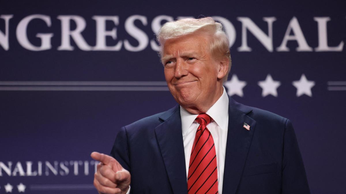 Trump amenaza con aranceles a países que no reciban vuelos de deportación Trump amenaza con aranceles a países que no reciban vuelos de deportación