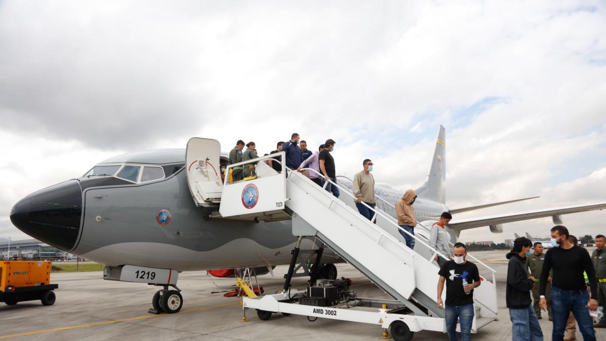 ¿El gobierno de Colombia seguirá enviando vuelos para repatriar connacionales desde EE.UU.? ¿El gobierno de Colombia seguirá enviando vuelos para repatriar connacionales desde EE.UU.?