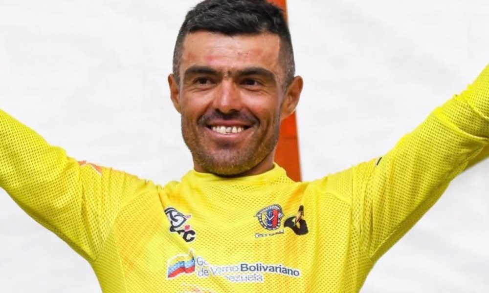 Eduin Becerra se impone en el Cerro del Cristo Rey y acaricia el título de la edición 60 – Revista Mundo Ciclístico Eduin Becerra se impone en el Cerro del Cristo Rey y acaricia el título de la edición 60 – Revista Mundo Ciclístico