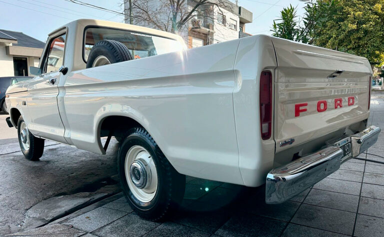 Encuentran una pick up que puede ser la mejor de Ford: esta es su historia