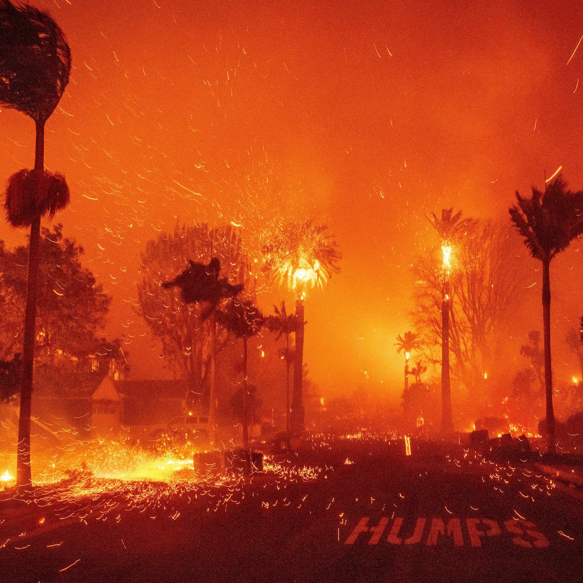 Los principales incendios en Los Ángeles comienzan a ser contenidos tras arrasar más de 150 kilómetros cuadrados | El PAÍS Exprés Los principales incendios en Los Ángeles comienzan a ser contenidos tras arrasar más de 150 kilómetros cuadrados | El PAÍS Exprés