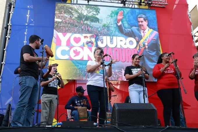 Artistas celebran juramentación de Nicolás Maduro en Caracas