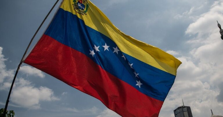 Venezuela rompe relaciones diplomáticas con Paraguay tras dichos de Peña sobre elecciones