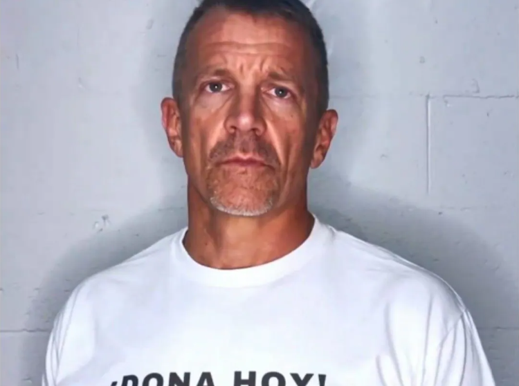 Erik Prince denunció que Bank of America le cerró su cuenta Erik Prince denunció que Bank of America le cerró su cuenta