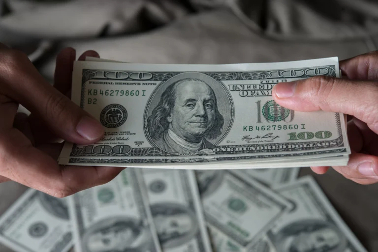 Dé clic y conozca la tasa de venta del dólar durante este martes