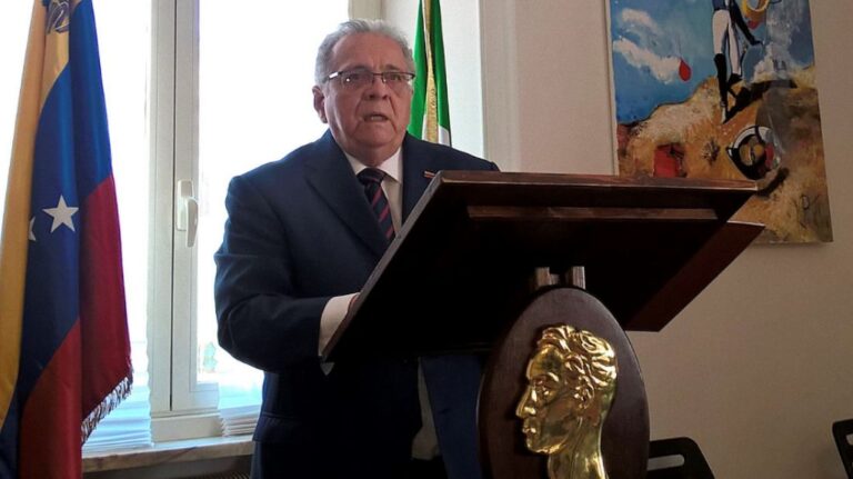 Muere Isaías Rodríguez, el gran aliado de Hugo Chávez