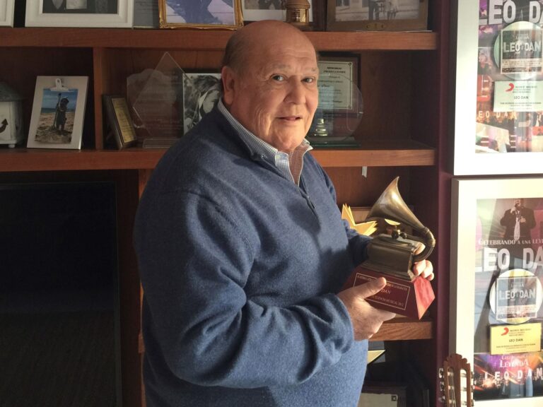 Dónde nació Leo Dan y cómo un pequeño pueblo lo llevó a conquistar América y los premios Oscar