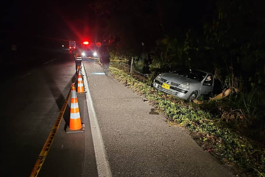 Tres venezolanos fueron hallados muertos dentro de un carro Tres venezolanos fueron hallados muertos dentro de un carro