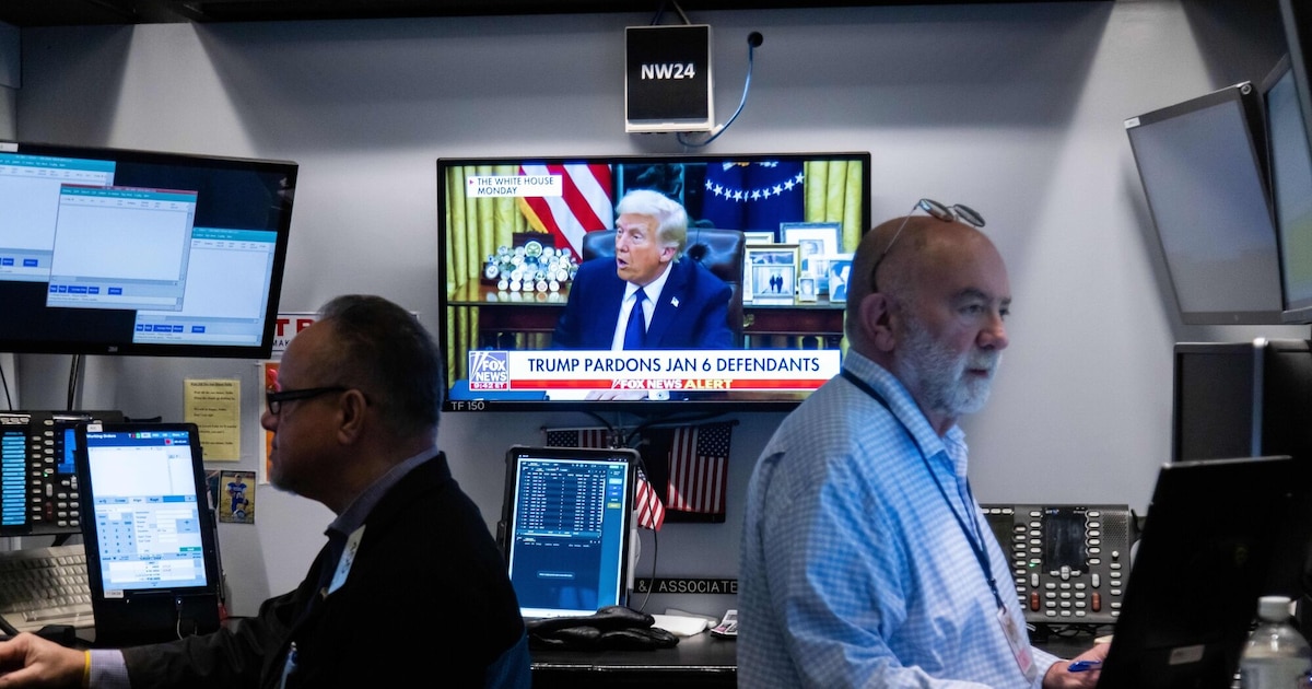 Tras los acuerdos de Trump con México y Canadá, regresó la calma a Wall Street, que cerró con ganancias Tras los acuerdos de Trump con México y Canadá, regresó la calma a Wall Street, que cerró con ganancias
