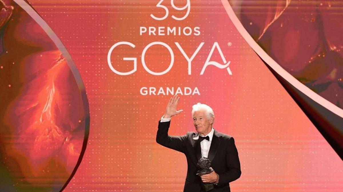 POLÉMICA TRADUCCIÓN DISCURSO RICHARD GEERE POLÉMICA TRADUCCIÓN DISCURSO RICHARD GEERE