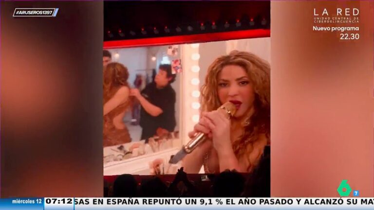 Shakira arranca su gira en Brasil con imágenes de sus hijos y un original cambio de vestuario