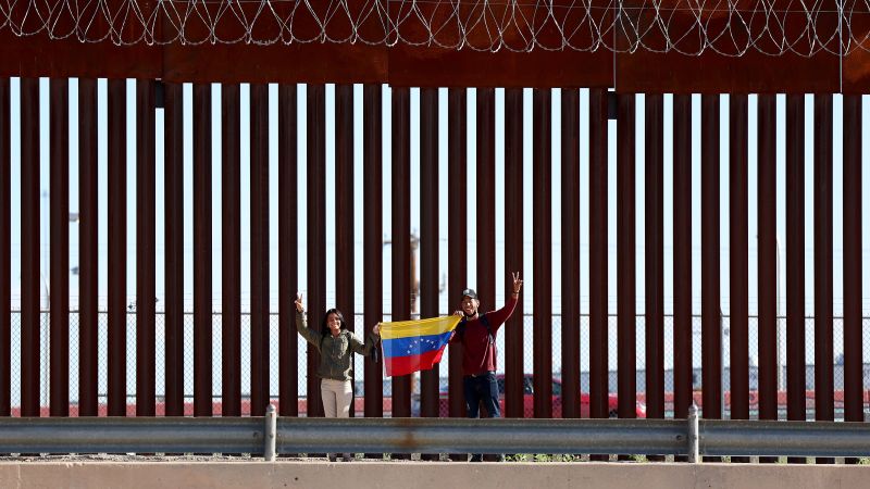 Las tres opciones para evitar la deportación que podrían tener los 600.000 venezolanos tras el fin de la extensión del TPS