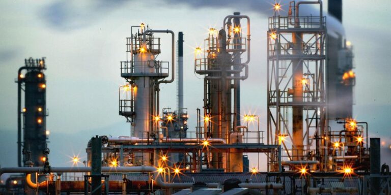 Estados Unidos busca quebrar la relación entre China e Irán con una drástica medida