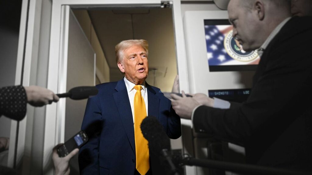 Trump: "Las conversaciones con Irán van bien"