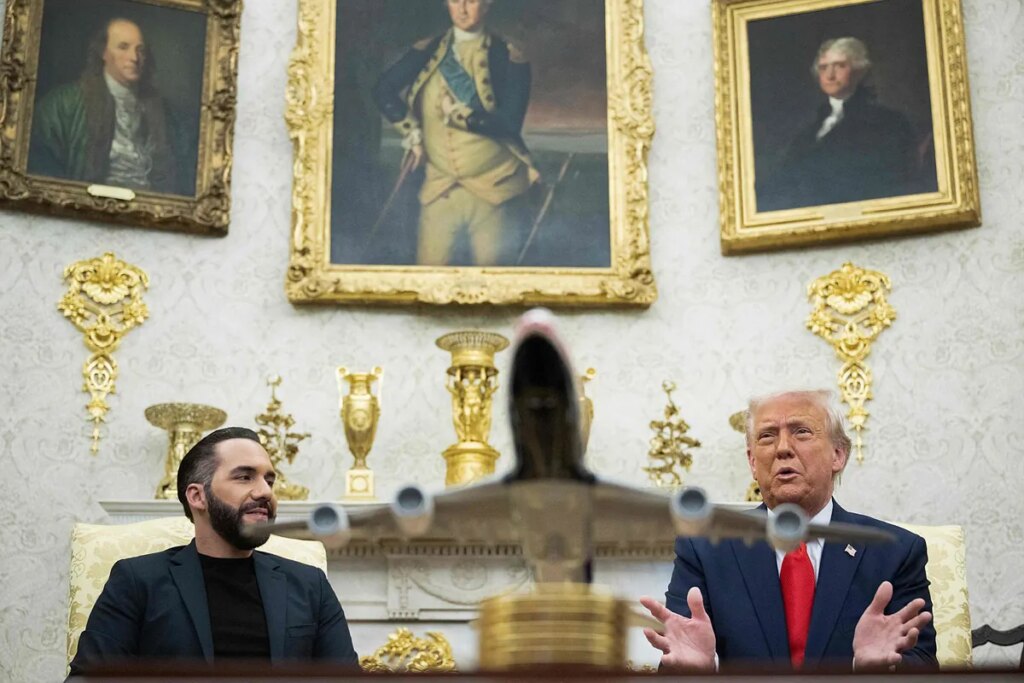 El verdadero enemigo duerme en la Casa Blanca