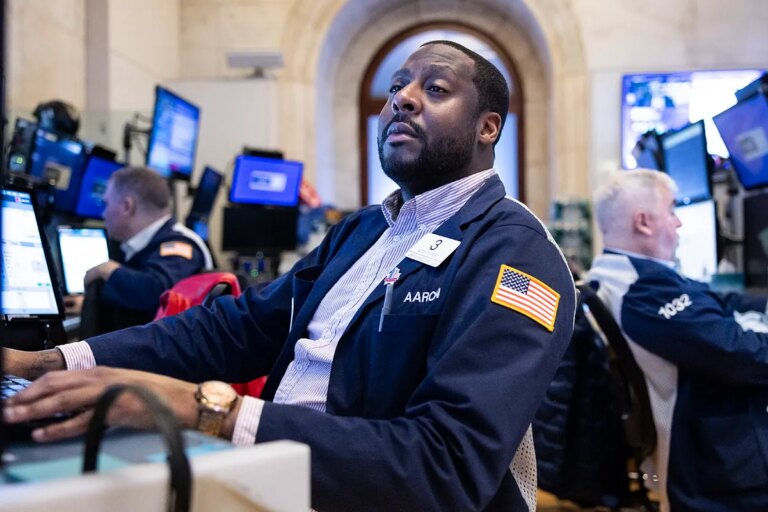 El Nasdaq cae con fuerza lastrado por Nvidia y Tesla