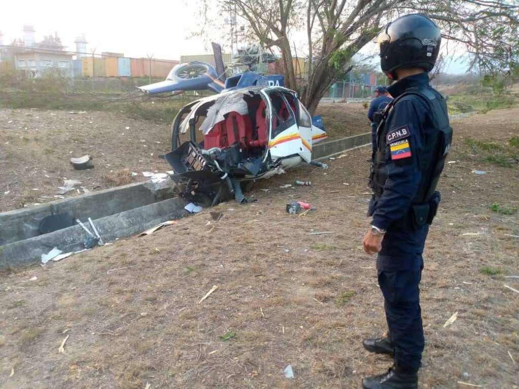 Helicóptero se precipitó en Santa Lucía del Tuy Helicóptero se precipitó en Santa Lucía del Tuy
