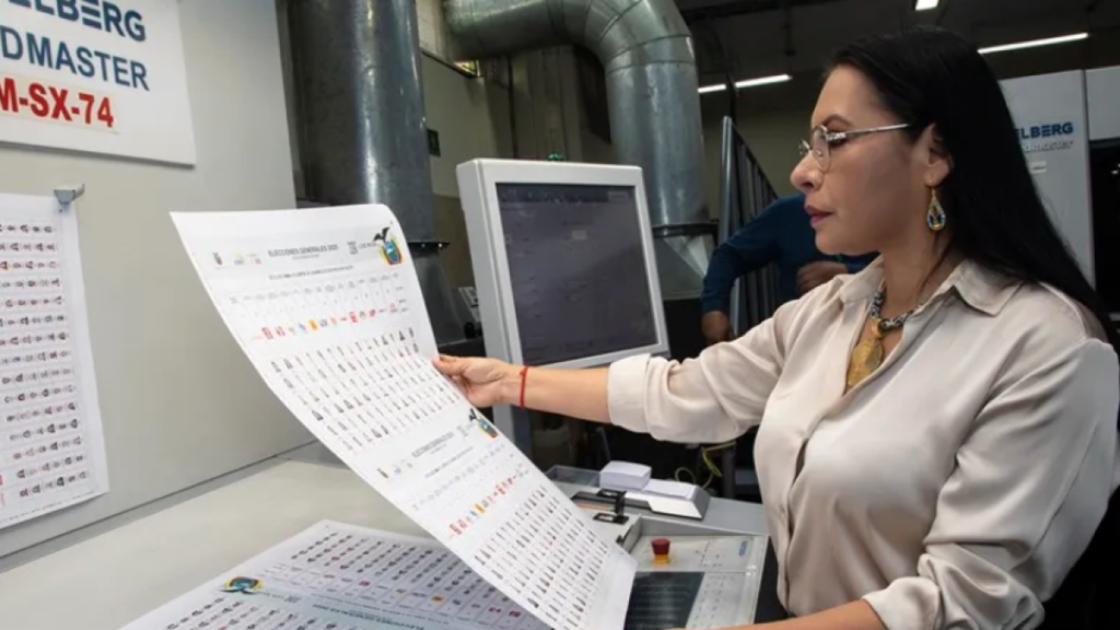 Ecuador denuncia sustracción temporal de material electoral de la segunda vuelta de residentes en Venezuela Ecuador denuncia sustracción temporal de material electoral de la segunda vuelta de residentes en Venezuela