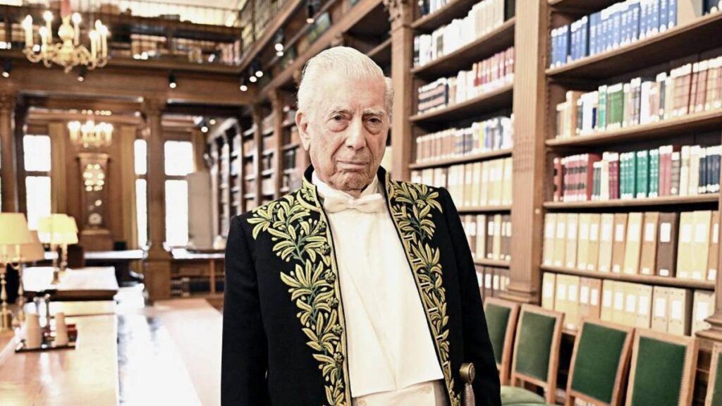 Vargas Llosa, literatura y política, por Álex Sàlmon Vargas Llosa, literatura y política, por Álex Sàlmon