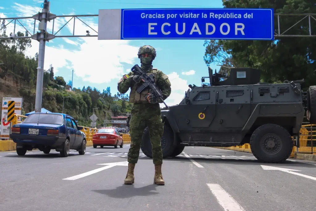 Ecuatorianos en Venezuela denuncian exclusión del proceso electoral
