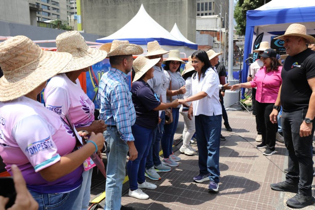 Mil toneladas de productos de mar serán distribuidos en mercados de cielo abierto