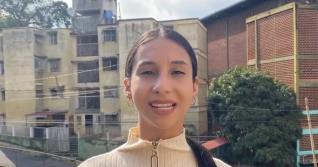 Nueva arremetida del régimen de Maduro contra la prensa: arrestaron a una periodista por informar sobre los robos en Caracas Nueva arremetida del régimen de Maduro contra la prensa: arrestaron a una periodista por informar sobre los robos en Caracas
