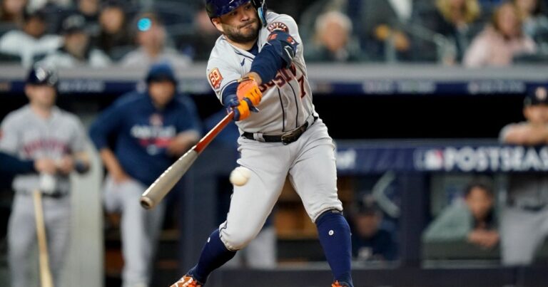 José Altuve arruina no-hitter con jonrón ante pitcher de Marineros de Seattle