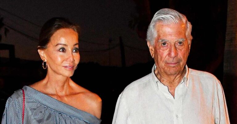 “Mario Vargas Llosa vio pasar el último tren y se agarró con todas sus fuerzas”