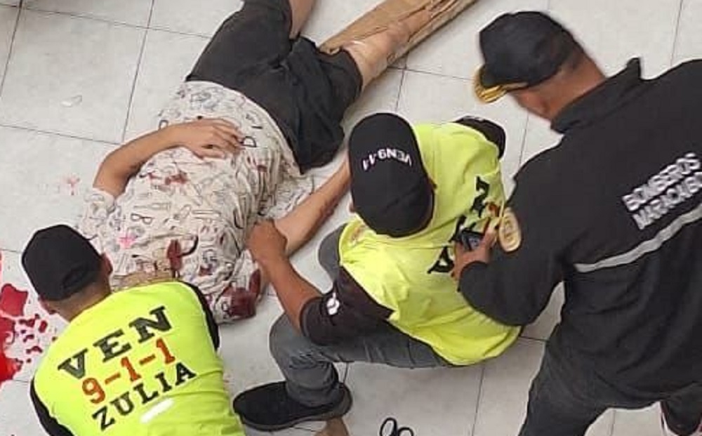 Joven intentó quitarse la vida en centro comercial de Maracaibo