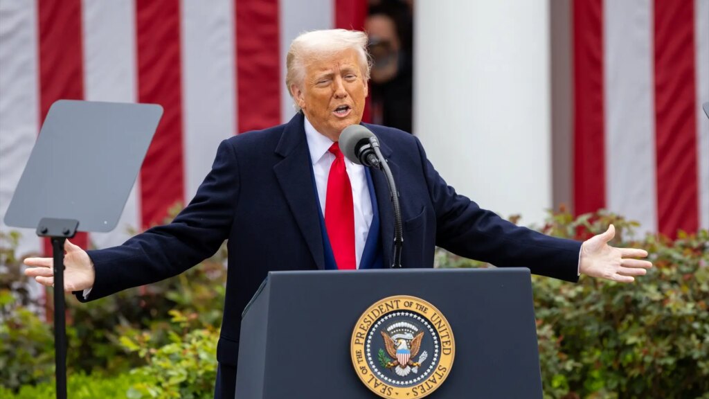 China urge a Trump a abandonar ya su guerra arancelaria tras el ‘viernes negro’ China urge a Trump a abandonar ya su guerra arancelaria tras el ‘viernes negro’