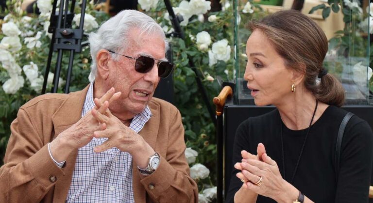 La película de celos que vendió Isabel Preysler para rematar su colección de portadas con Vargas Llosa