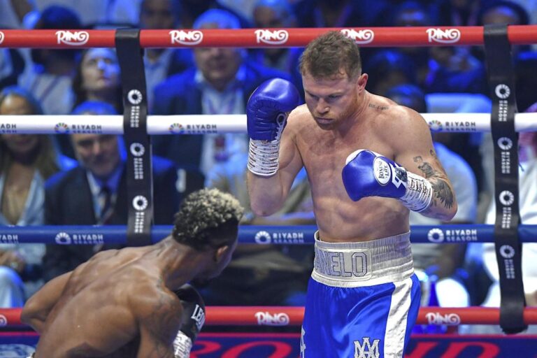 El deslucido triunfo de Canelo Álvarez ante Scull que le permitió lograr la unificación del título de los supermedianos