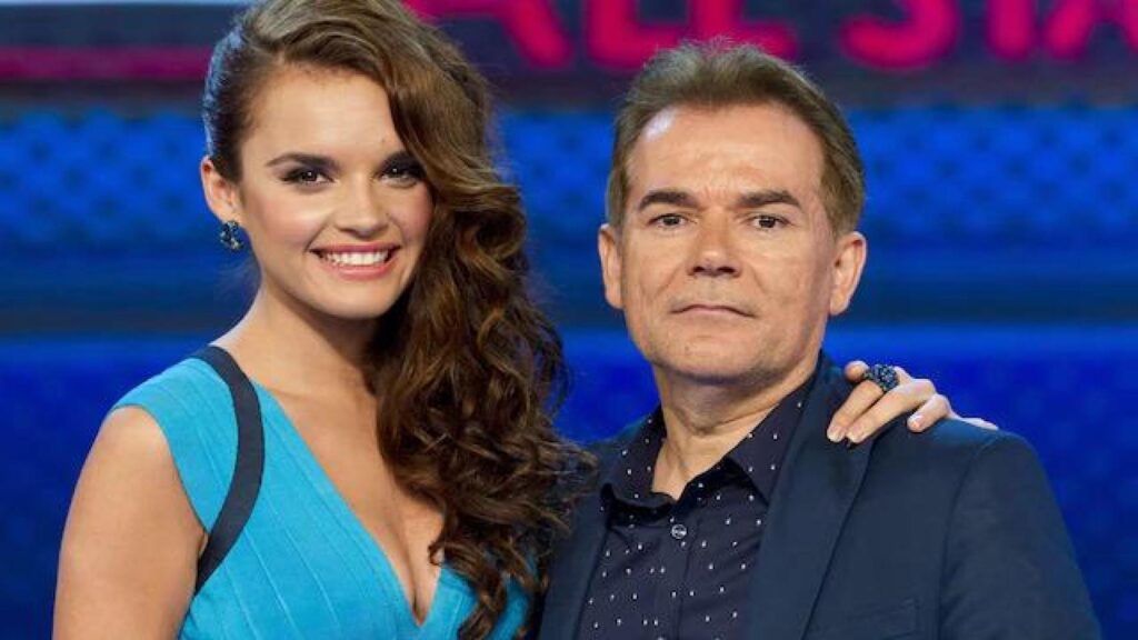 Melody se ‘borra’ de la agenda de TVE mientras su padre aviva las sospechas sobre el televoto e Israel: “¿Y esos 300 votos?” Melody se ‘borra’ de la agenda de TVE mientras su padre aviva las sospechas sobre el televoto e Israel: “¿Y esos 300 votos?”