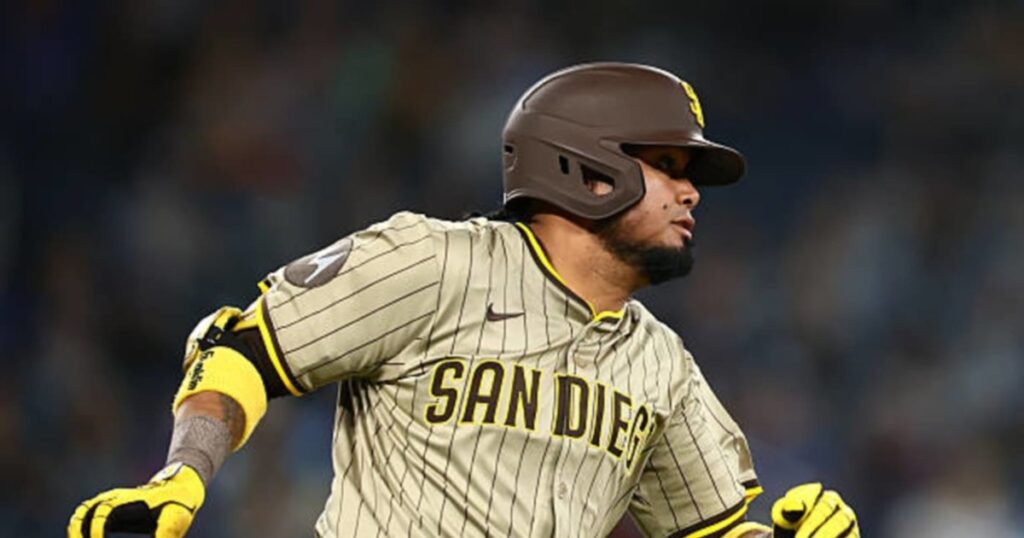 Luis Arráez suma otro juego multi-hit para aumentar su promedio al bate (+Video) Luis Arráez suma otro juego multi-hit para aumentar su promedio al bate (+Video)