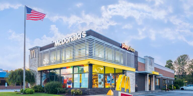 McDonald’s da un giro inesperado a sus menús tras la ruptura con un socio clave