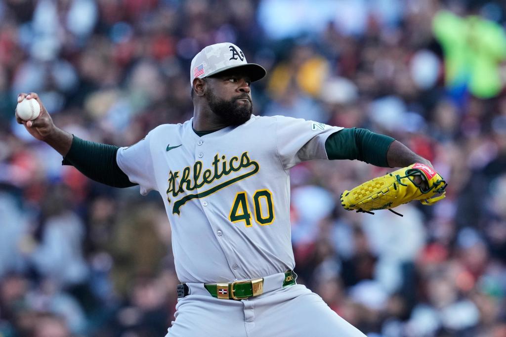 Flores recibe base por bolas con bases llenas y Gigantes vencen 1-0 a Atléticos – Chicago Tribune Flores recibe base por bolas con bases llenas y Gigantes vencen 1-0 a Atléticos – Chicago Tribune