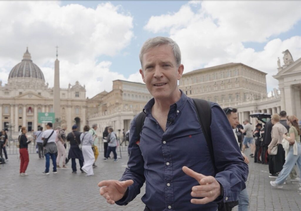 el corresponsal de ABC en El Vaticano analiza las horas previas a la elección del nuevo Papa el corresponsal de ABC en El Vaticano analiza las horas previas a la elección del nuevo Papa