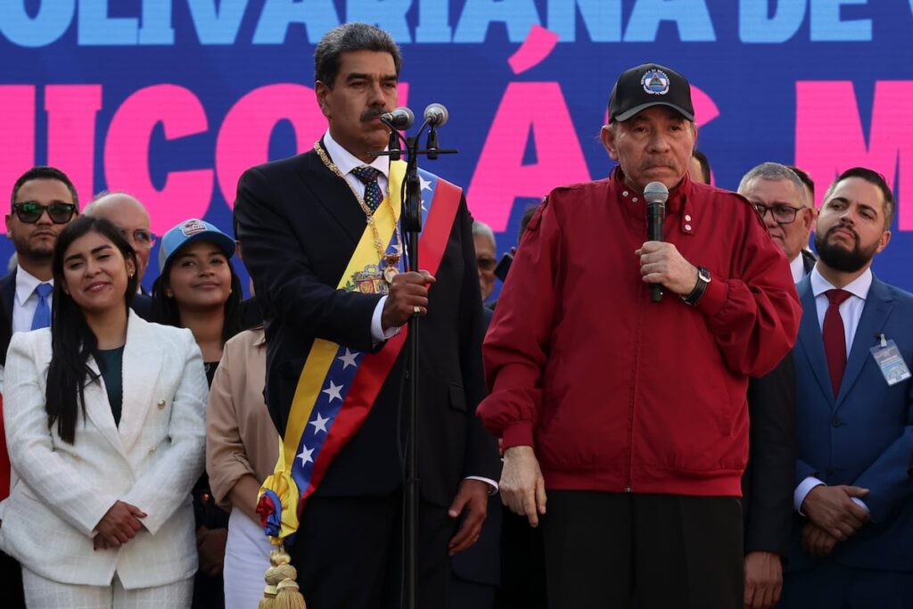 Elecciones legislativas y regionales en Venezuela: un paseo para el chavismo, una carrera de obstáculos para la oposición Elecciones legislativas y regionales en Venezuela: un paseo para el chavismo, una carrera de obstáculos para la oposición
