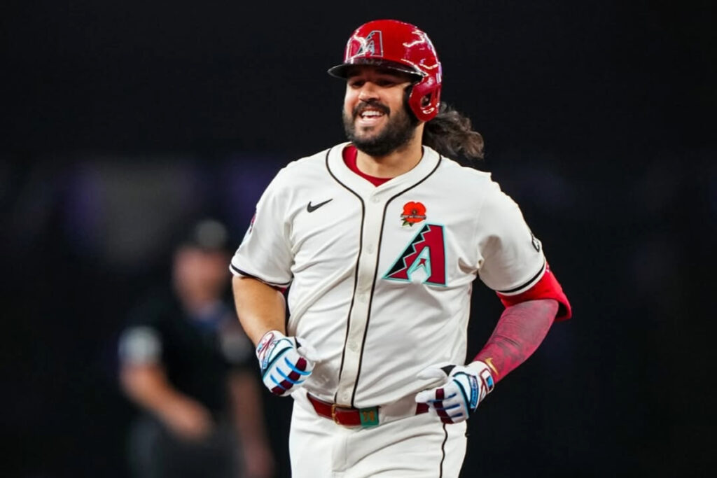 Eugenio Suárez conecta otro kilométrico jonrón y acaba con la mala racha de Arizona Eugenio Suárez conecta otro kilométrico jonrón y acaba con la mala racha de Arizona