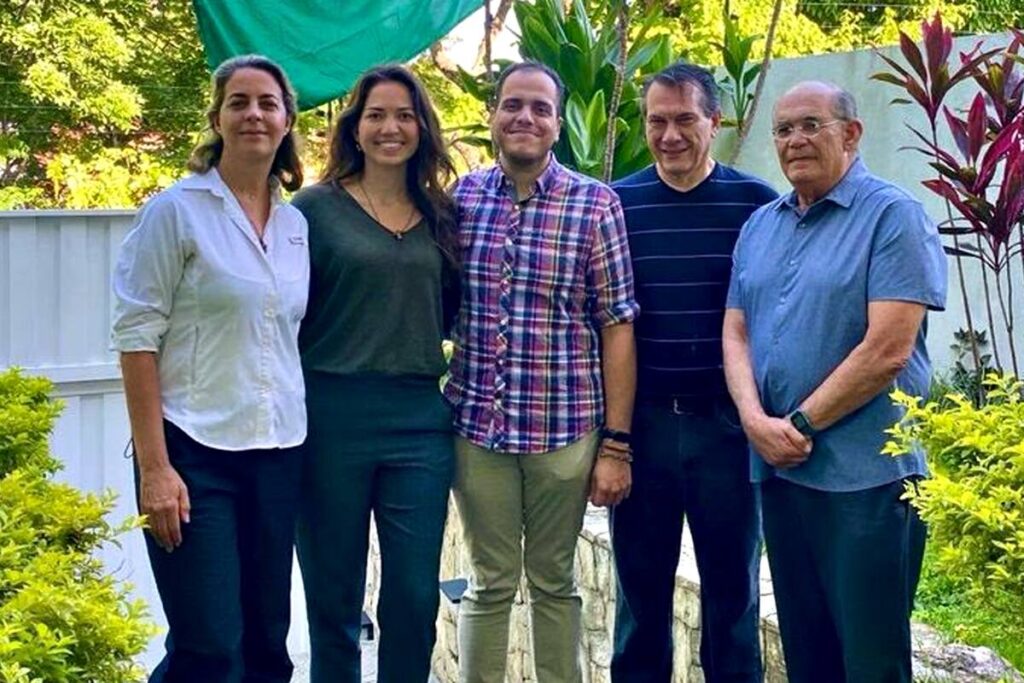 Afirman que los refugiados en la embajada argentina en Caracas abandonaron la sede diplomática y están fuera de Venezuela